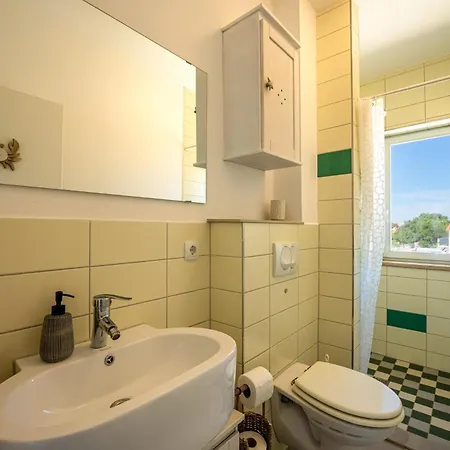 Joel Βίλα Marčana